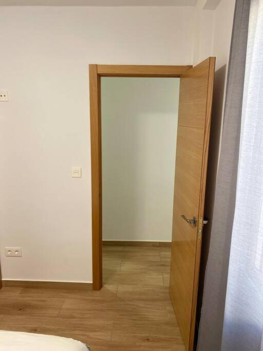 Comfort Quatroaaaa Ximenez Castellón de la Plana Buitenkant foto